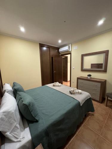 Casa Os Baños (Casa Os Banos) in Bubaces