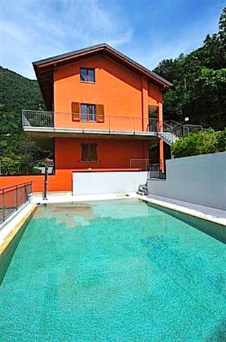  Diamond Pool Residence, Pension in Bellano