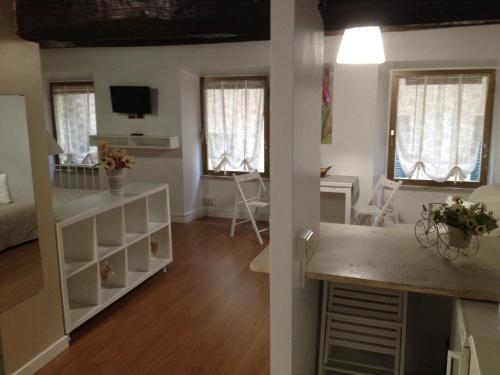 House&Colosseum - image 8