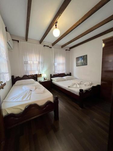 Pjetri House, Berat