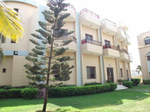 A szálláshely kívülről, Hotel Ghis Palace in Lome