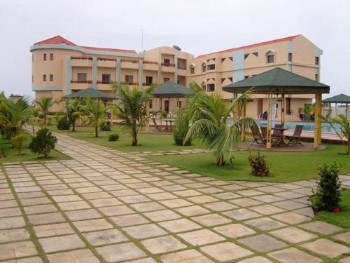 A szálláshely kívülről, Hotel Ghis Palace in Lome