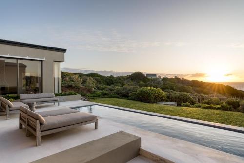 Romansbaai Collection in Birkenhead