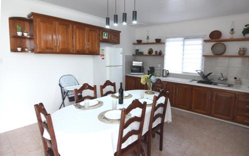 알가르비아 Sunset GreenHouse 4성급 싱글룸 외관