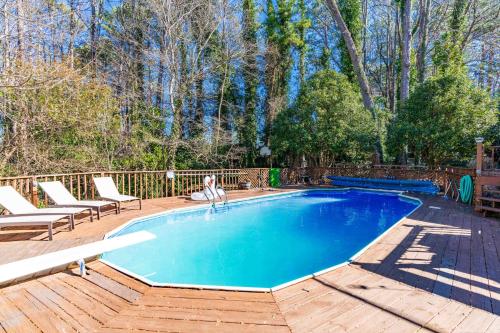 Designer Home - Pool - Billiards - Home Office in Cary, Vereinigte Staaten von Amerika