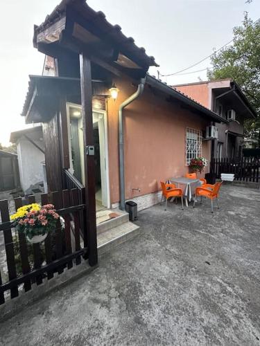 Belgrade Ðorđe 2-Star Single Room restaurant