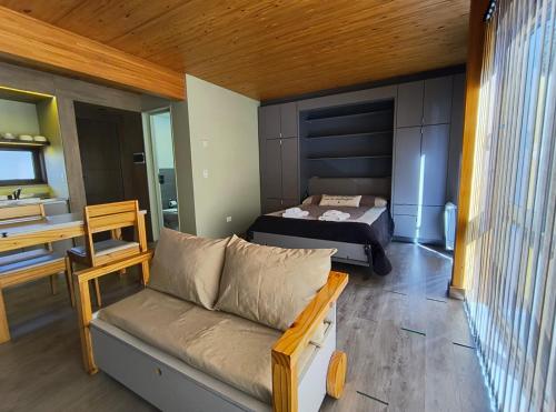 One-Bedroom Apartment image 5