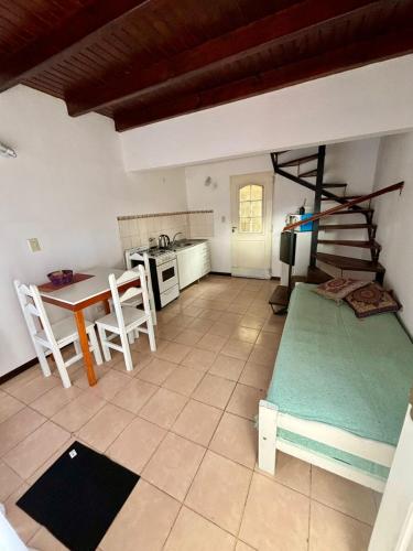 One-Bedroom Apartment image 2