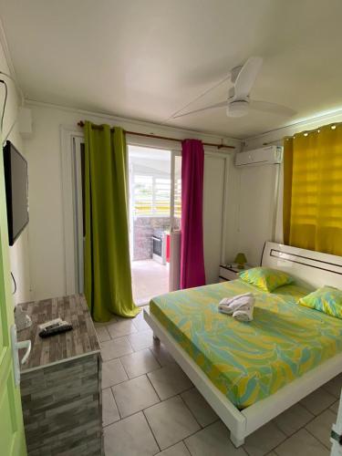 Tropic Arth Paradise in Port-Louis