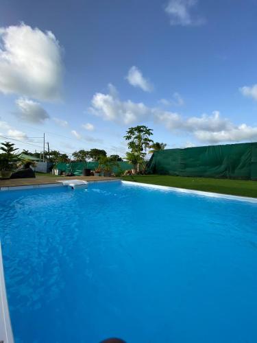 Tropic Arth Paradise in Port-Louis