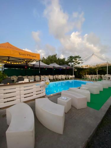 Tropic Arth Paradise in Port-Louis