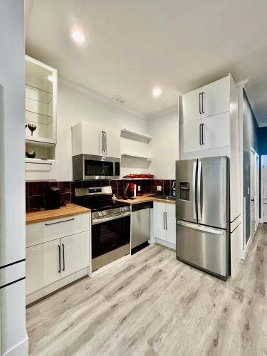 Beautiful Modern Muse with all you need within and around in Soulard, USA