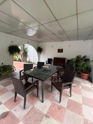 Létesítmények, Casa con alberca de Don Vico in San Juan