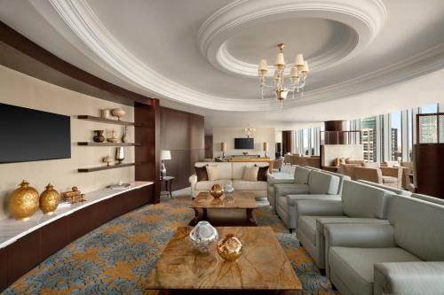 Executive King Room, Executive lounge access, Guest room image 6
