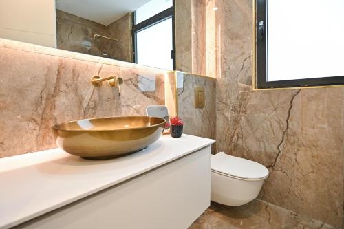 Three-Bedroom Apartment image 10