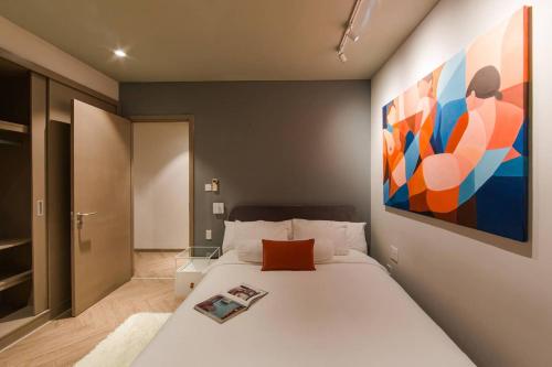 Two-Bedroom Deluxe Apartment image 10