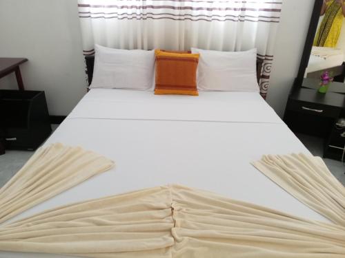Deluxe Double Room image 6