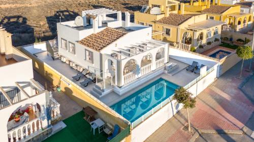 Luxurious Villa La Vita e Bella Escape in Murcia in ลา เตร์เซีย