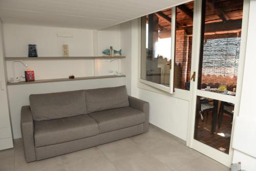 Open space fronte lago