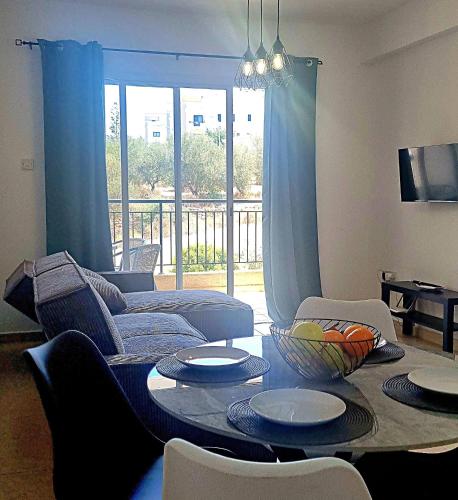 Melania Modern Apart with pool near CORAL BAY, Pafos, Peyia (photo 3)