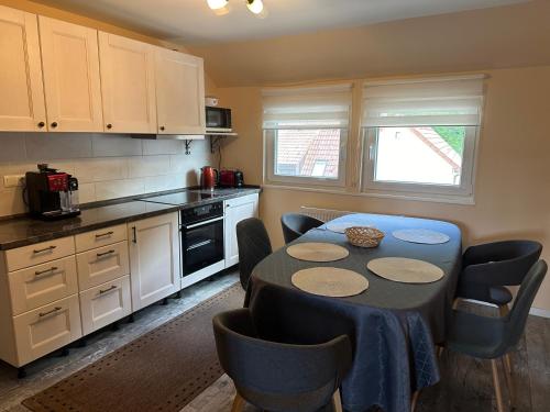 Große und helle 3 Zi Wohnung in Loßburg-Betzweiler, Schwarzwald in ลาร์/ชวาร์ซวาลด์