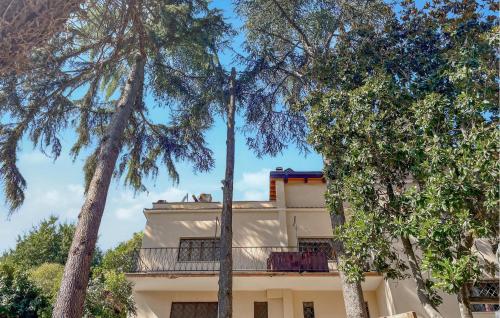  Stunning Home In Roma in Rom