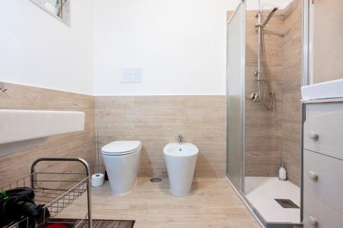 PIAZZA LAURINO Apartments BASIC EXCURSIONS ALTO CILENTO Cammino Giubilare di SantElena