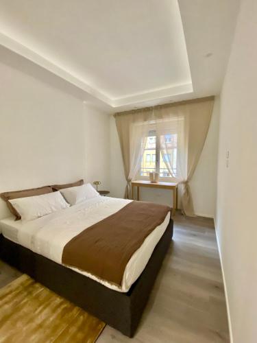 San Babila Luxury Apartment, Milan (photo 10)