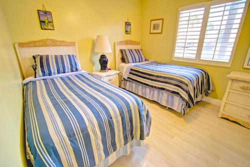 St Augustine Luxury Beach Condo Sea Haven 215 in St. Augustine, USA