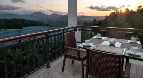 منظر, The Grove in جامبولا