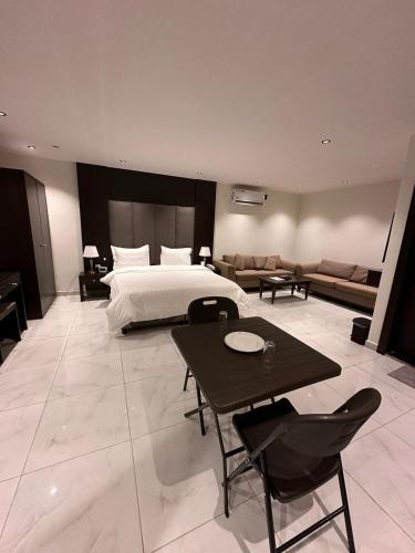 شقق درر رامه للشقق المخدومة 12 in Al Wuroud