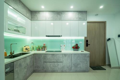 Two-Bedroom Apartment image 5