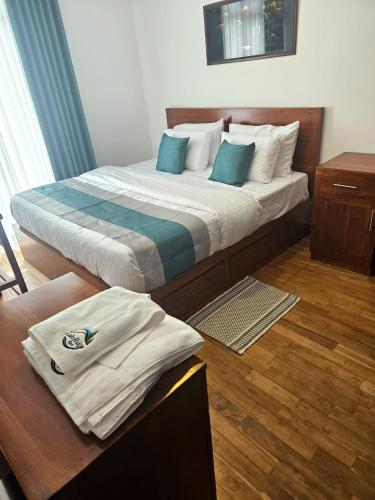 Two-Bedroom Apartment image 6