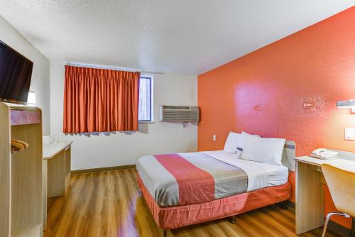 Motel 6-Portland, OR - Tigard West