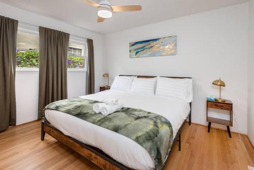 Modern Venice 1BR Apartment Steps to the Ocean in Los Angeles, USA