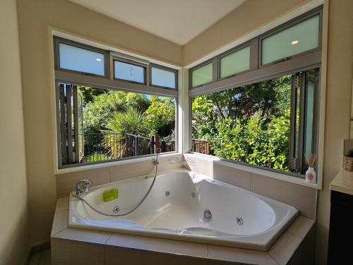 アゼナ モーテルズ