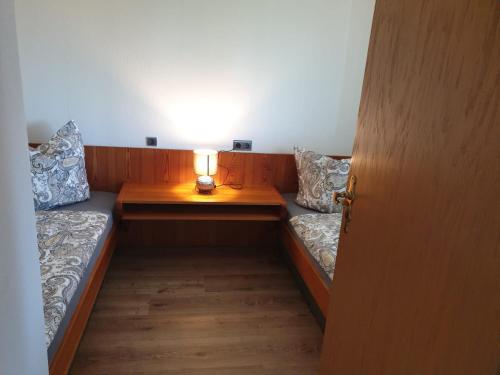 Voll möbilierte Fehrienwohnung neben schönklinik in Bad aibling (Voll mobilierte Fehrienwohnung neben schonklinik in Bad aibling) in Bad Aibling