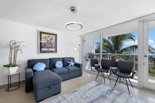 Miami Beachfront Oasis with Stunning Ocean Views in Miami Beach, USA