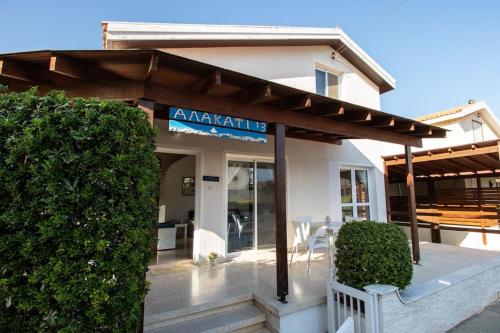 Ayia Napa - Ayia Thekla Sea View Beach Villa in 소티라