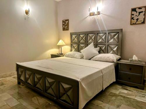 Oceanfront Oasis by Jannat Vacation Rentals - image 2