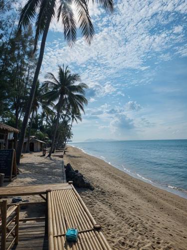 Double Room with Sea View image 7