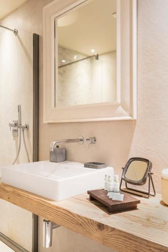 ASILO in BAROLO - The apartments ASILO in BAROLO - The apartments