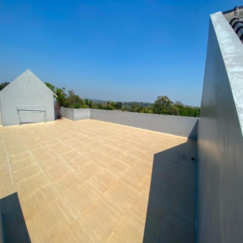 Exterior view, RedDoorz @ Araya House Ngawi in Sragen