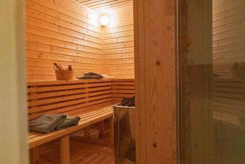Sauna, Bahnhof Paulinzella mit Sauna in Bechstedt