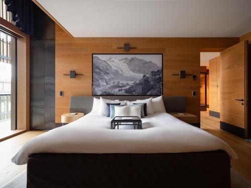 3 bedrooms, 4 beds