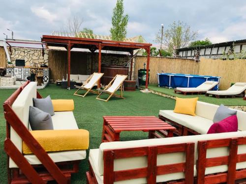 Garden, Dezsa Apartman Balatonalmadi in Balatonalmadi
