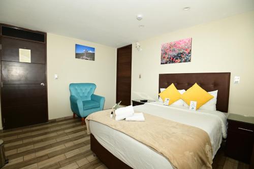 Double Room with Private Bathroom image 4