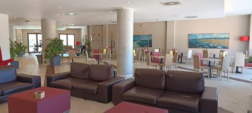 ผับ/เลาจน์, Ohtels Campo De Gibraltar in ลาลิเนียเดลาคอนเซพเซียน