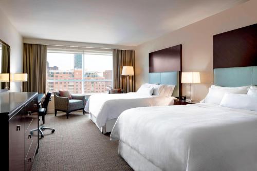 Traditional Double Room, Guest room, 2 Queen image 2