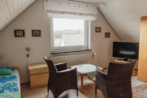 separates Apartment im DG für 2 Personen, Ettlingen (foto 4)